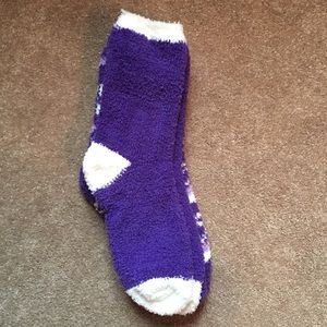 2 pairs of purple fuzzy socks NWT